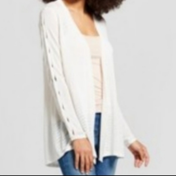 August Moon Cream Rayon Thin Knit Eyelet Criss Cross Cut-Out Sleeve Cardigan - Picture 14 of 14